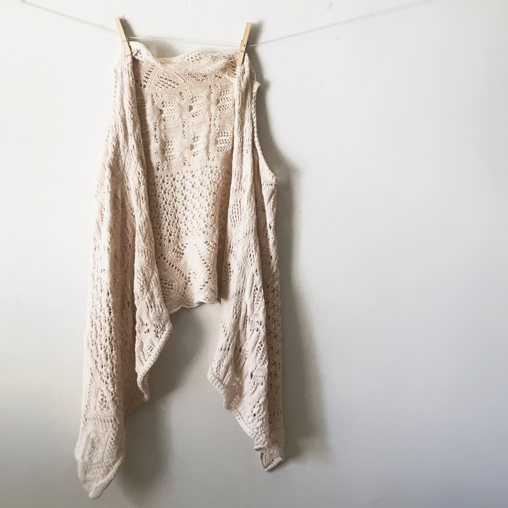 Crocheted Vest Wrap, Size XS. Mossimo